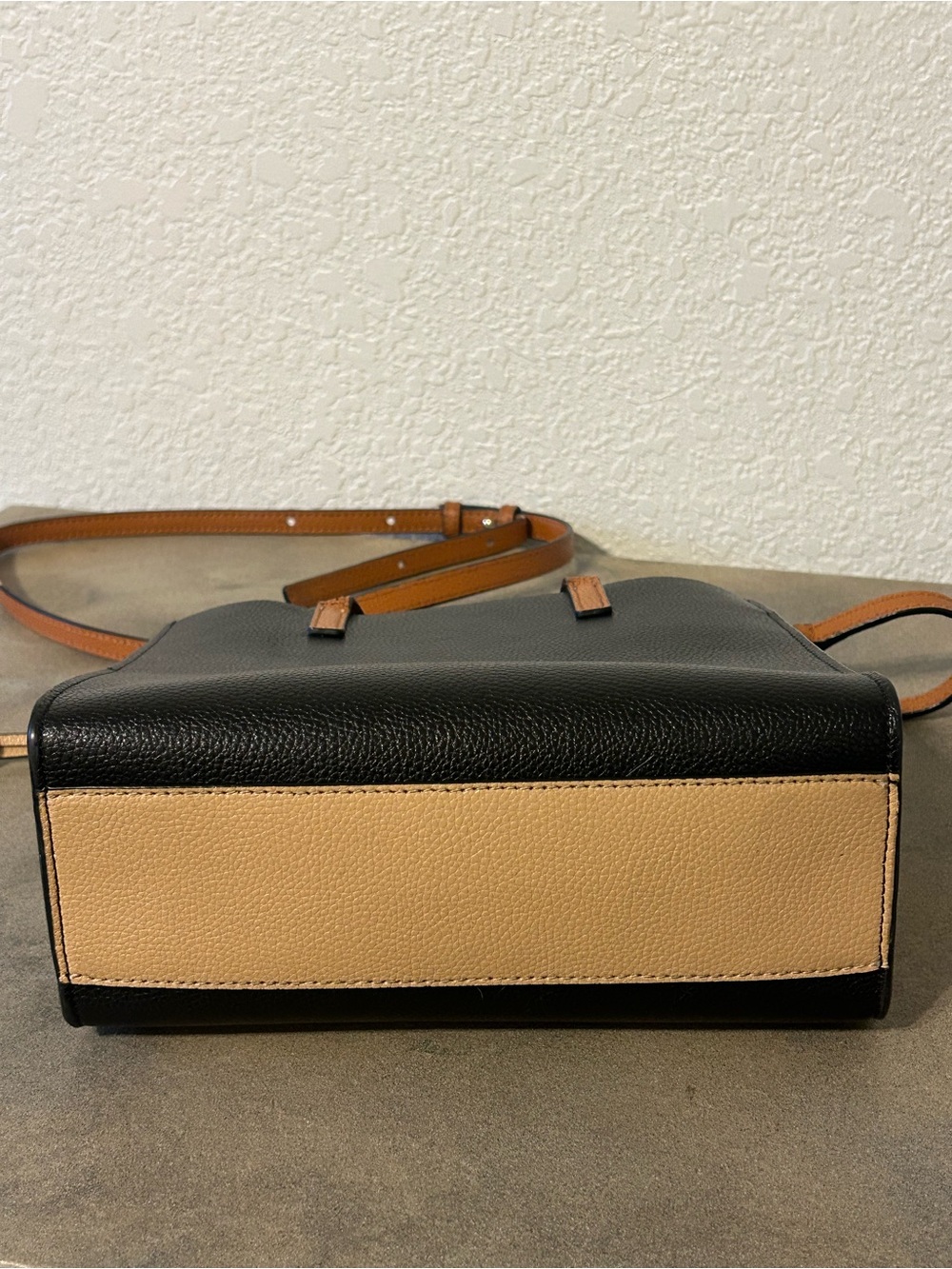 Marc Jacobs Grind Mini Black Tan Cream Colorblock Leather Tote Crossbody - Picture 6 of 11